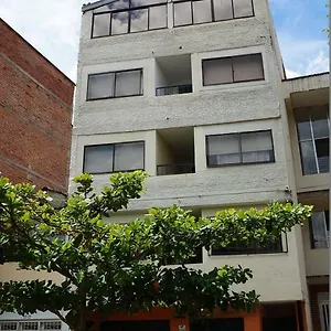 Habita Estudios Laureles Inn