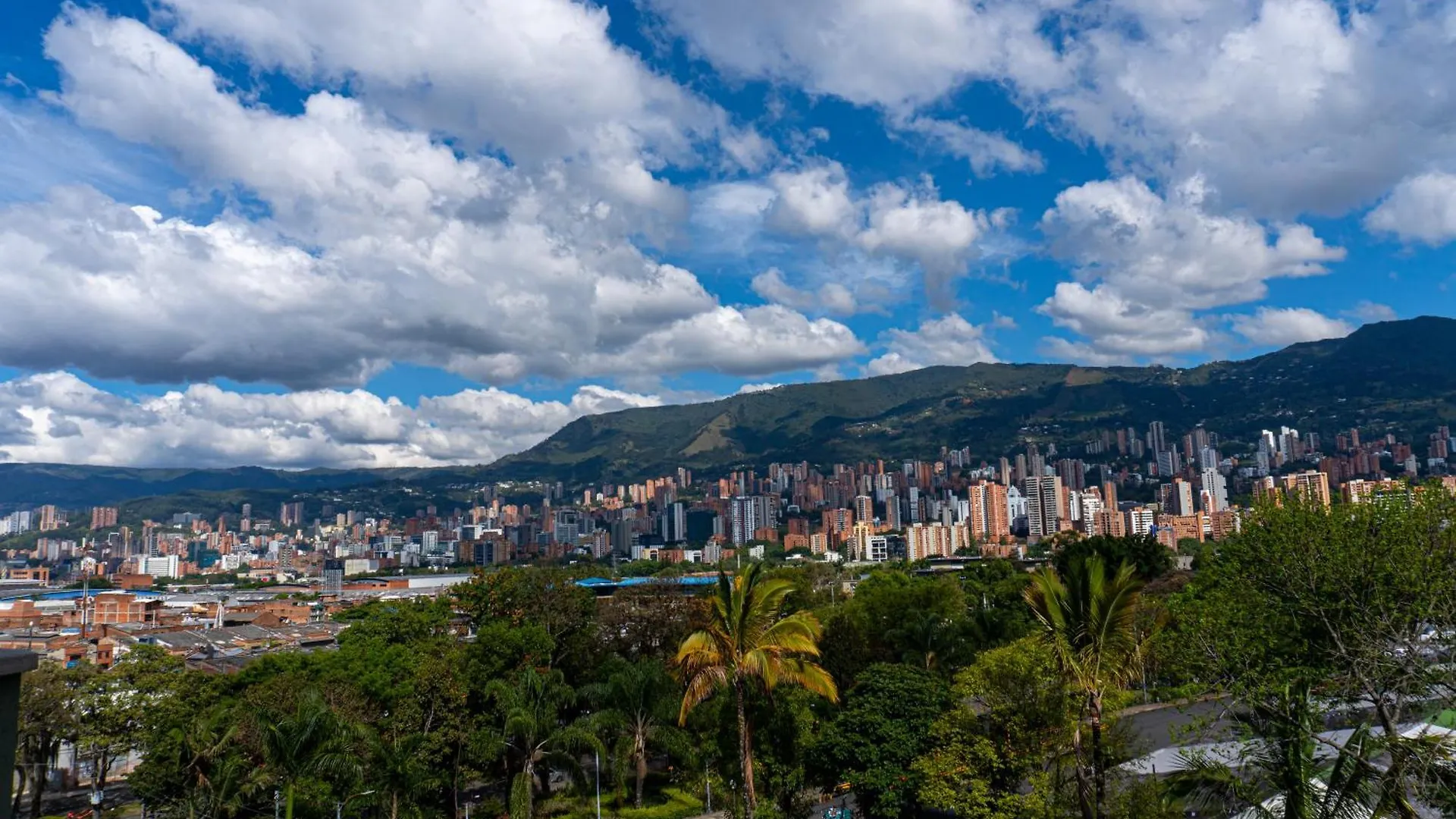 Hotel Alcaravan Medellín