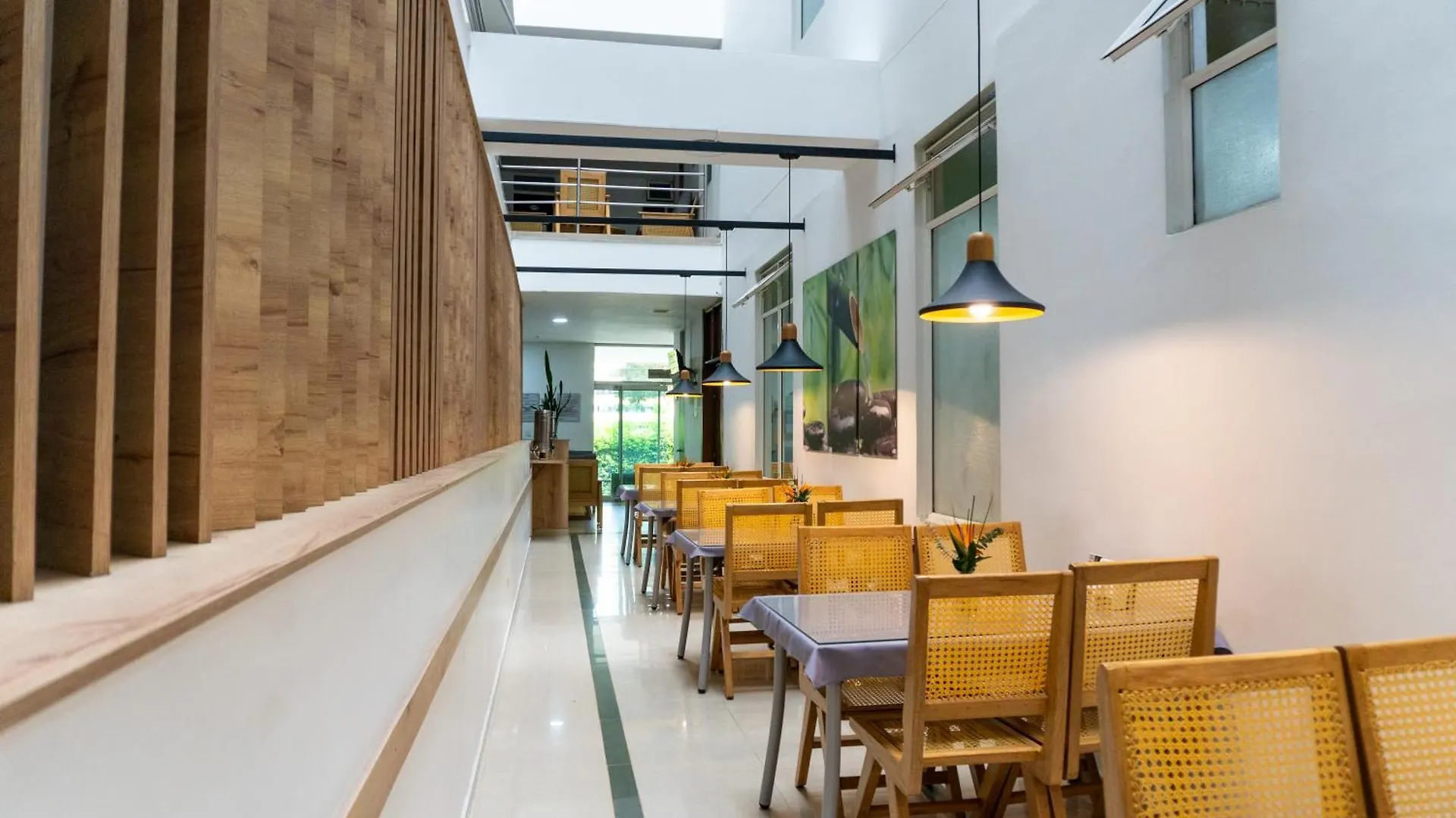 Hotel Alcaravan Medellín