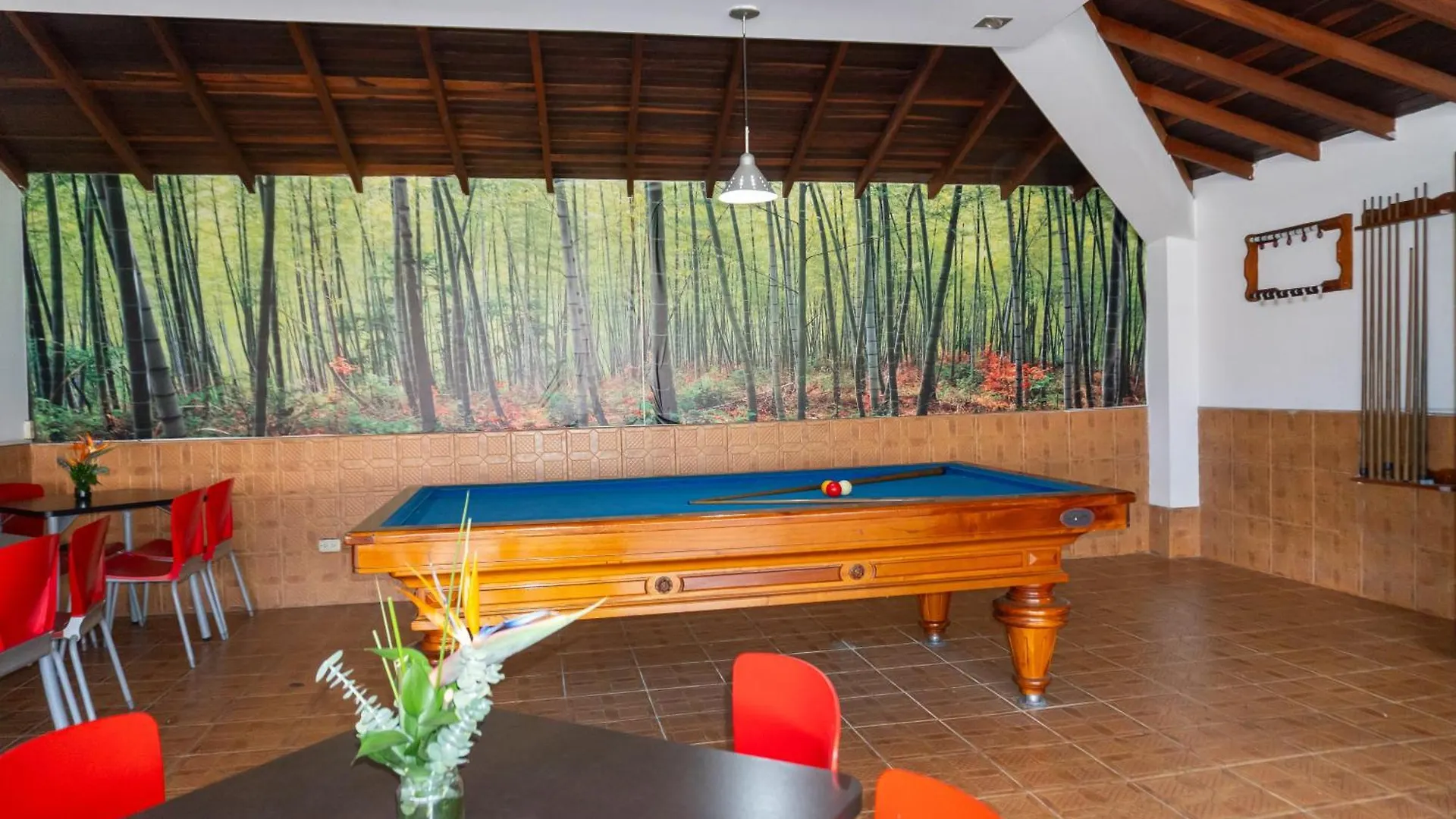 ***  Hotel Alcaravan Medellín Colombia
