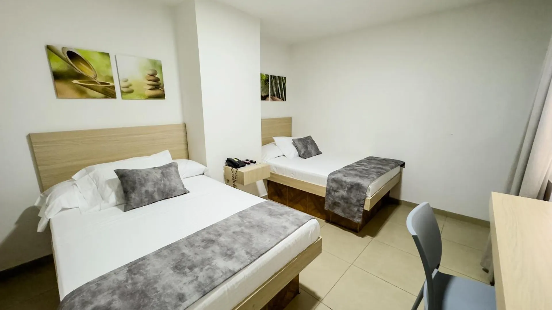 Hotel Alcaravan Medellín