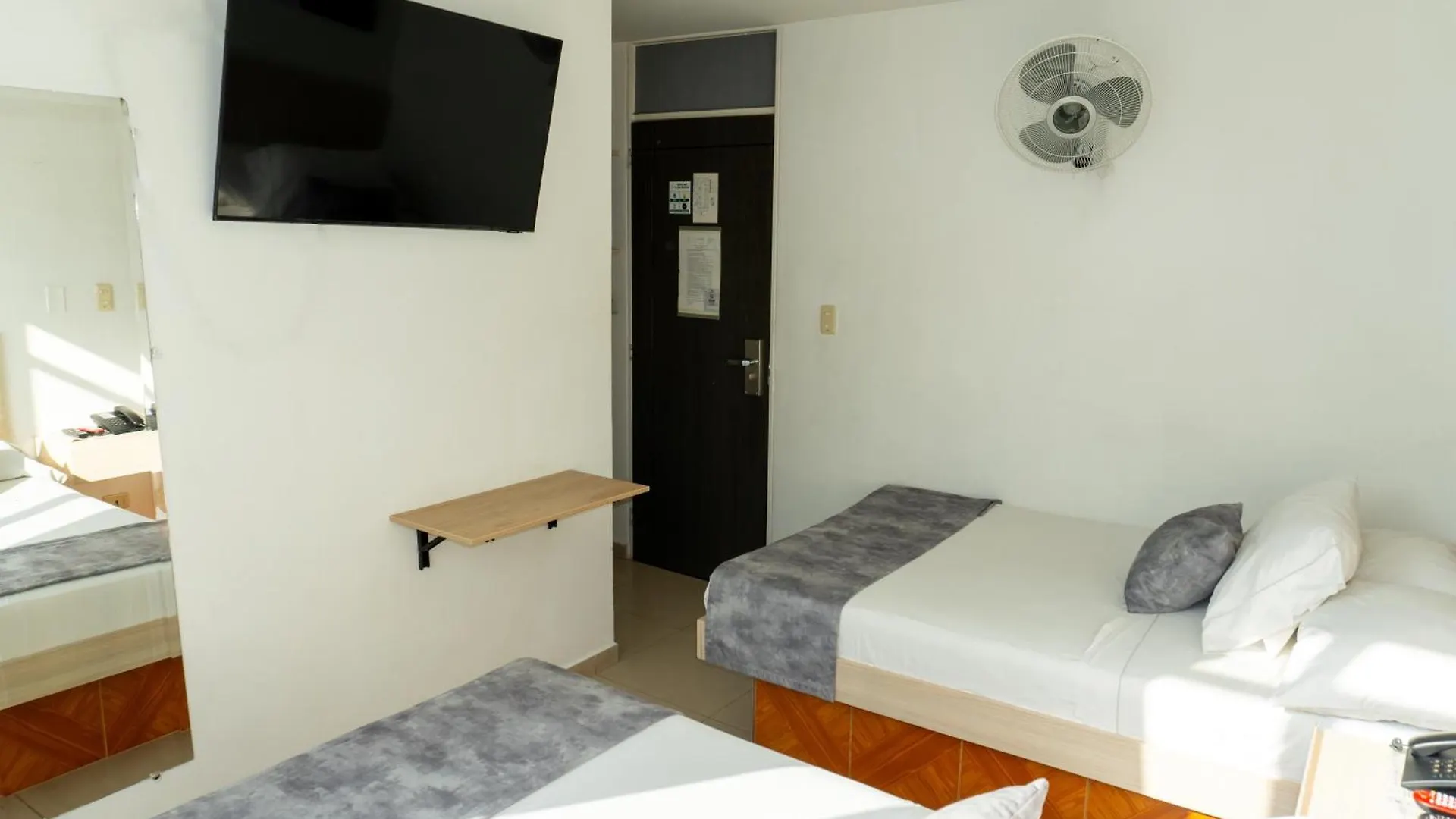 Hotel Alcaravan Medellín