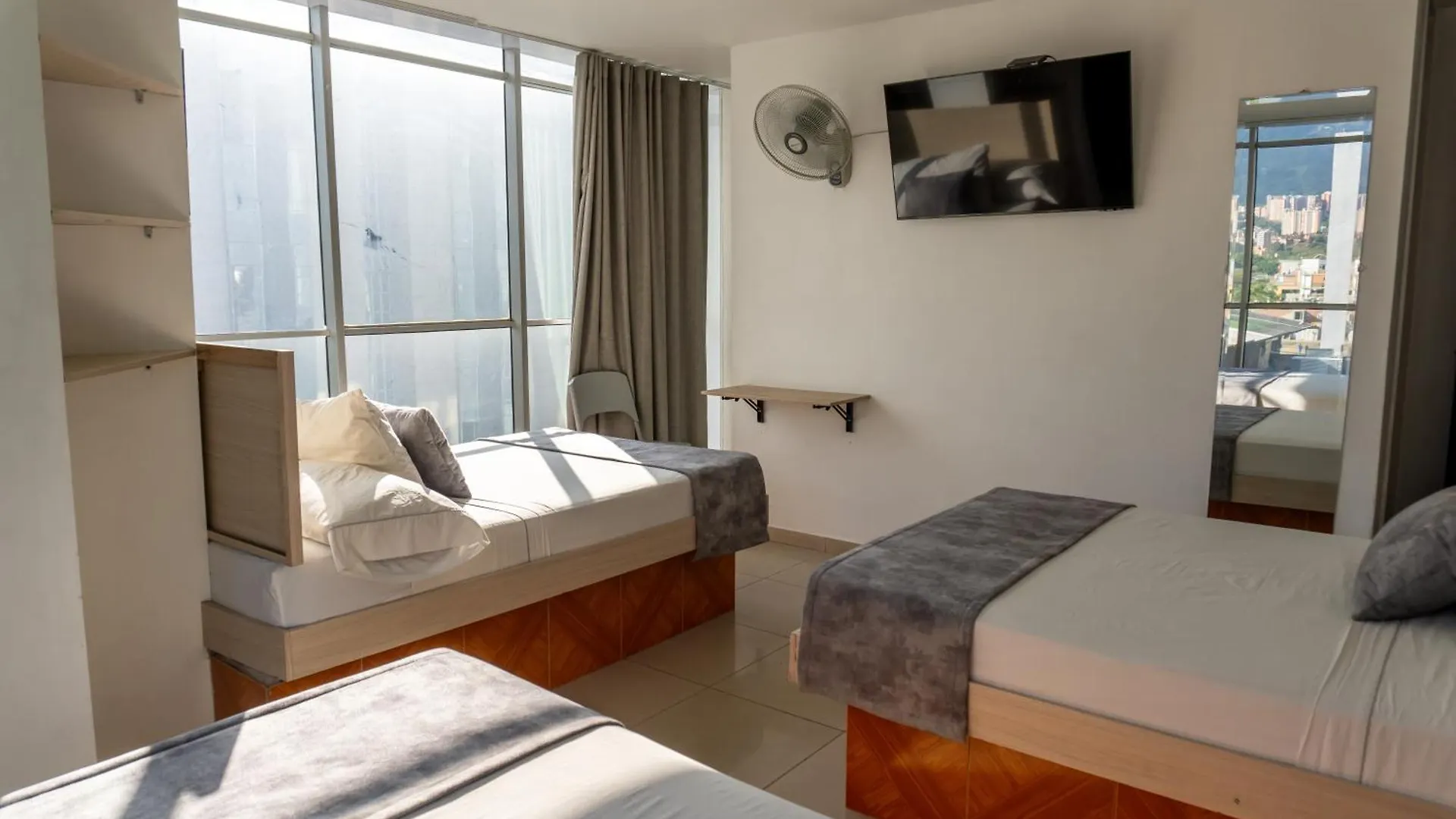 Hotel Alcaravan Medellín