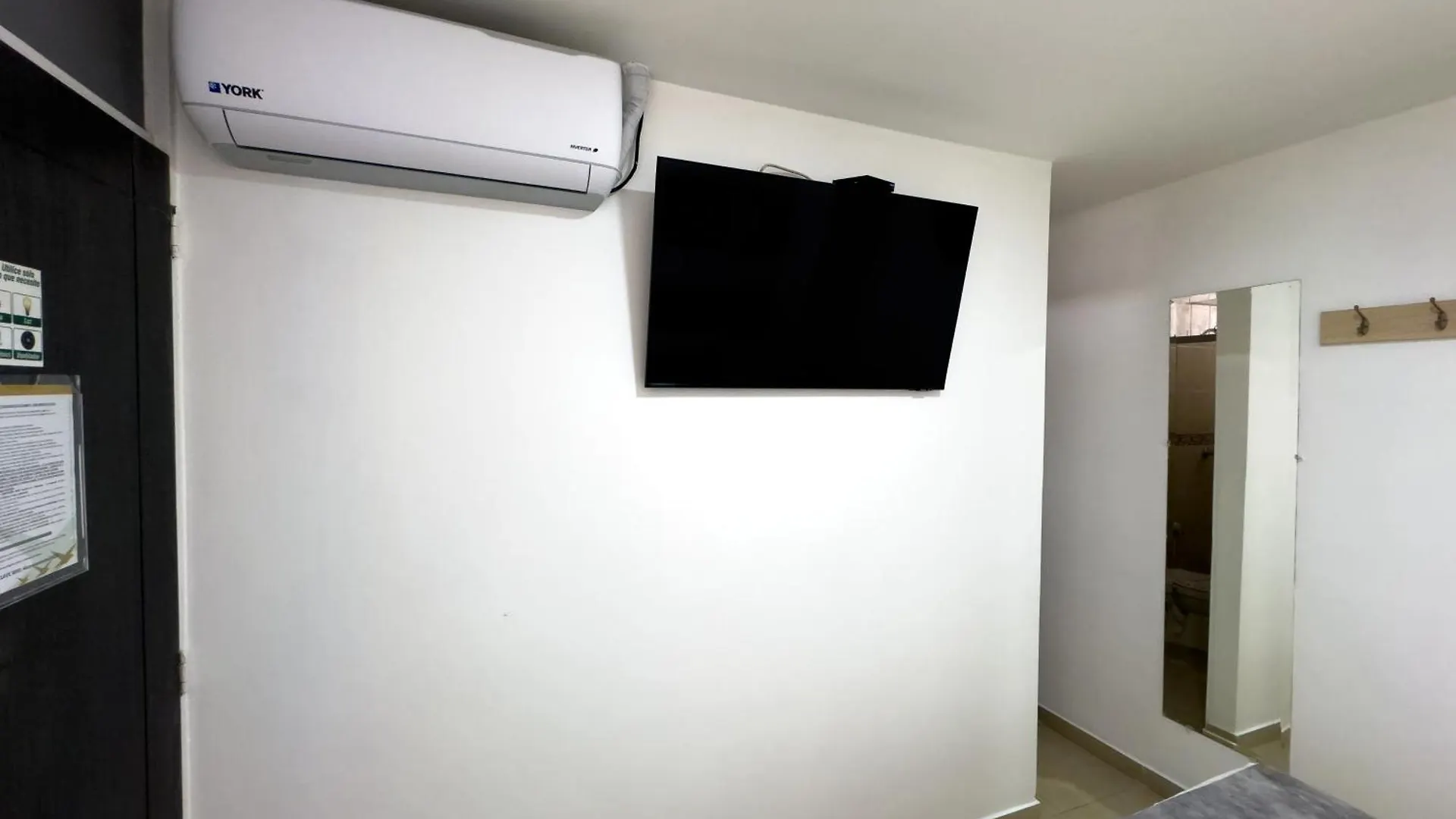 Hotel Alcaravan Medellín