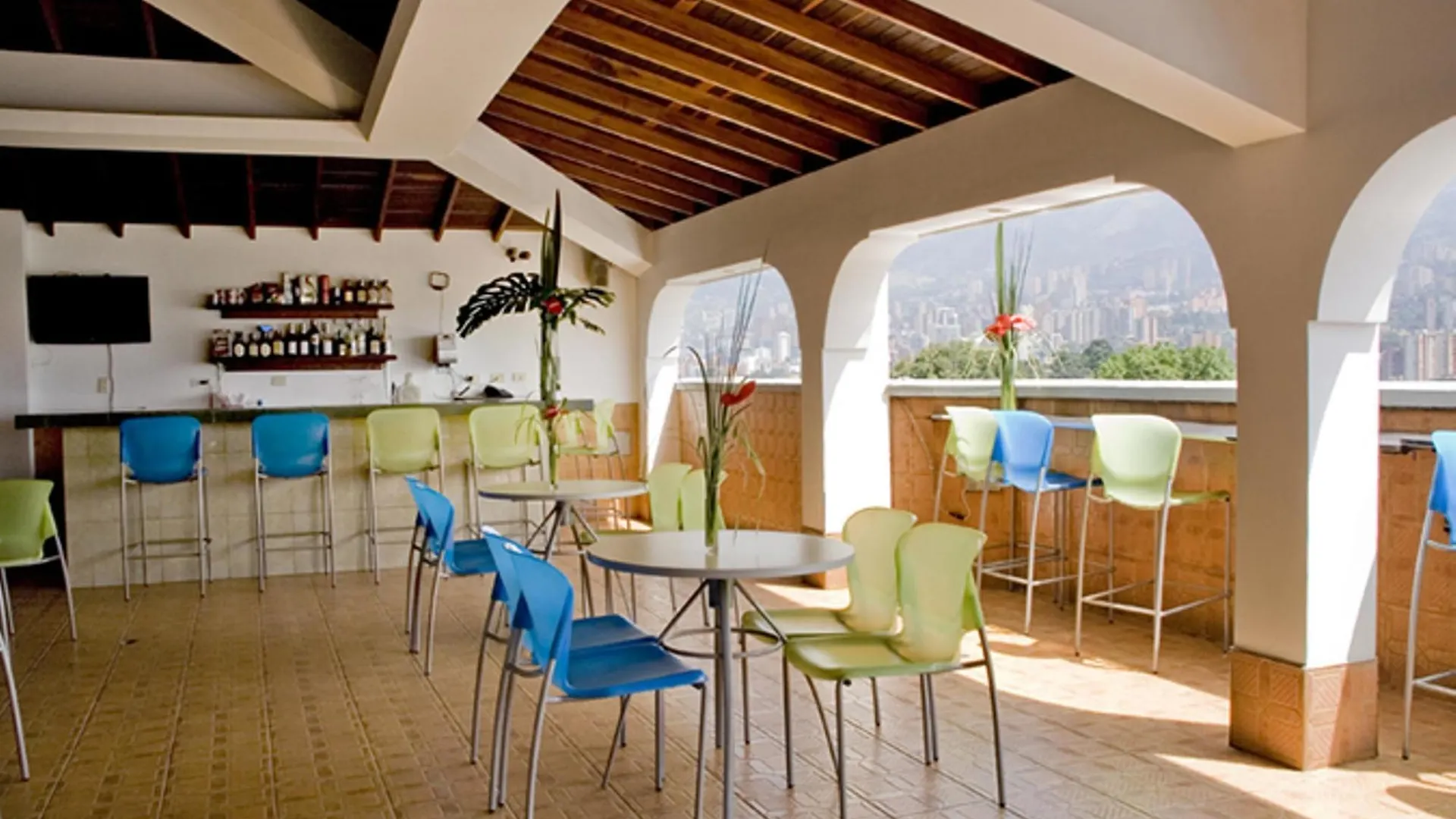 Hotel Alcaravan Medellín